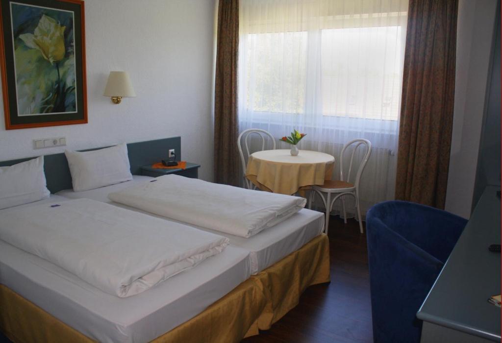 Stadt-Gut-Hotel Am Krahnberg Gotha Bilik gambar